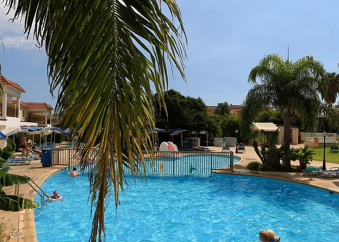 Ξενοδοχείο με διαμερίσματα Sun Palace Waterpark