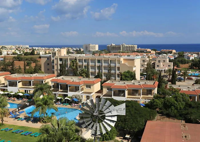 Ξενοδοχείο με διαμερίσματα Sun Palace Waterpark 3*