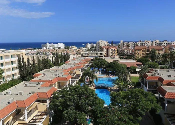 Sun Palace Protaras Waterpark Resort Aparthotel