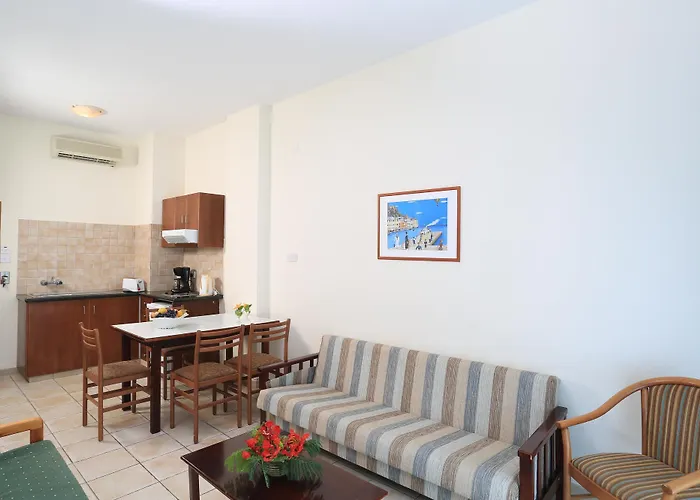 Aparthotel Sun Palace Protaras Waterpark Resort