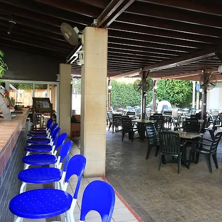 Hotel apartamentowy Jacaranda Protaras