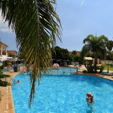 Hotel apartamentowy Jacaranda