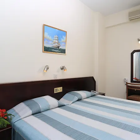 Hotel apartamentowy Jacaranda