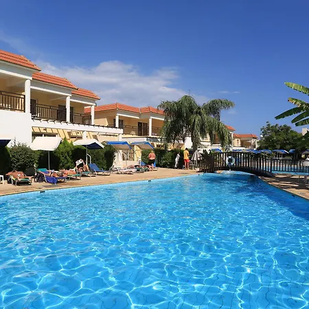 Aparthotel Jacaranda 3*