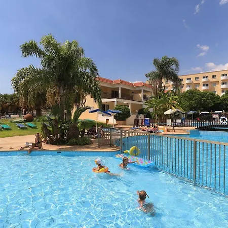 Jacaranda Aparthotel